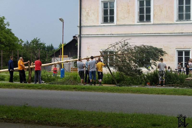 Stavanie maja 2014    3.JPG